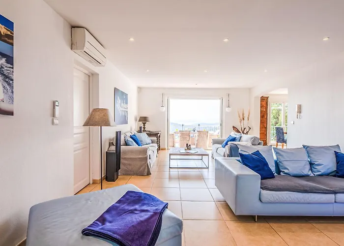 Le By Interhome